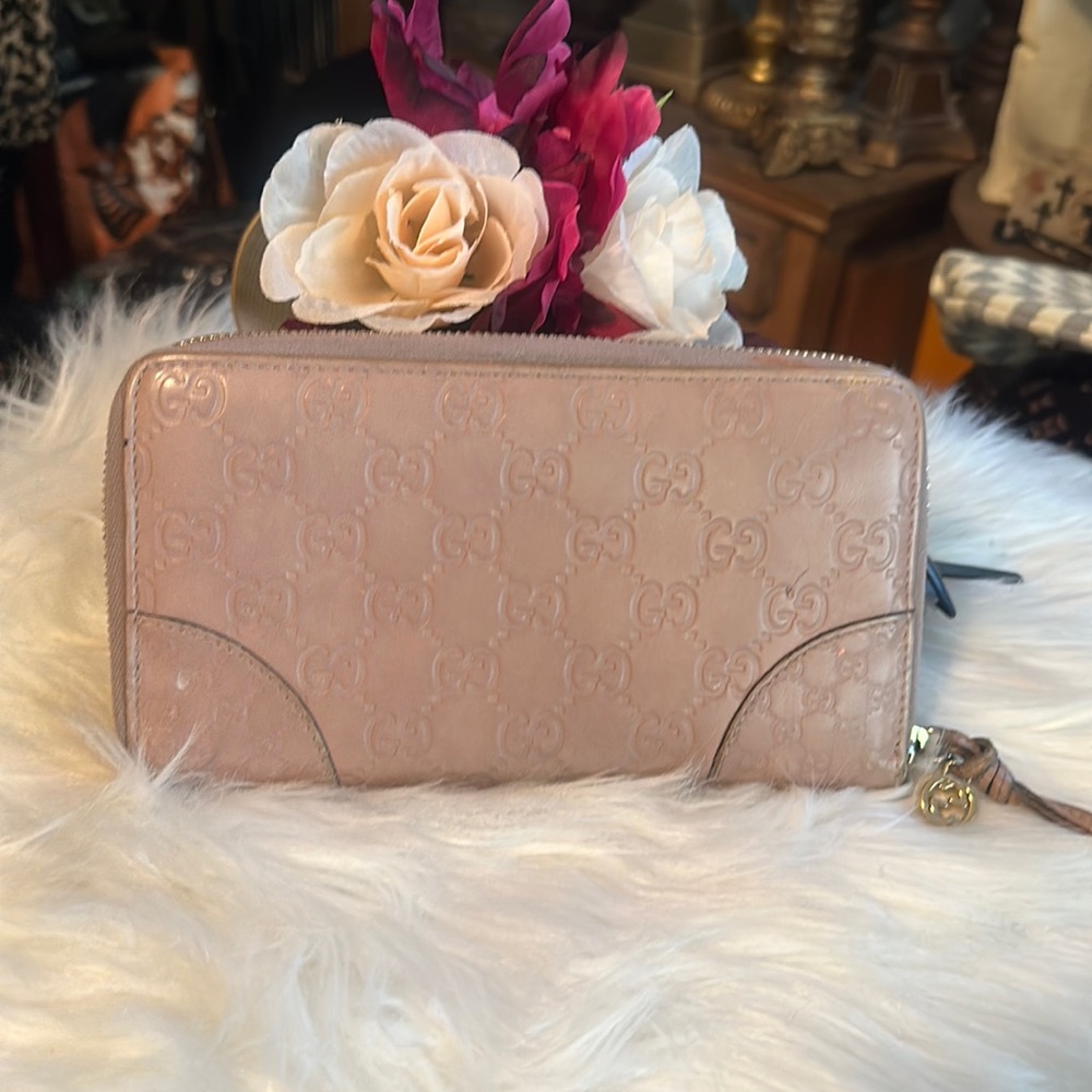 Gucci Guccissima Wallet 💞